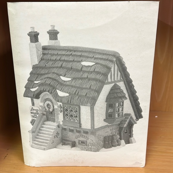 Lomas Ltd Molasses Dickens Village 1993 In Box - Picture 2 of 11